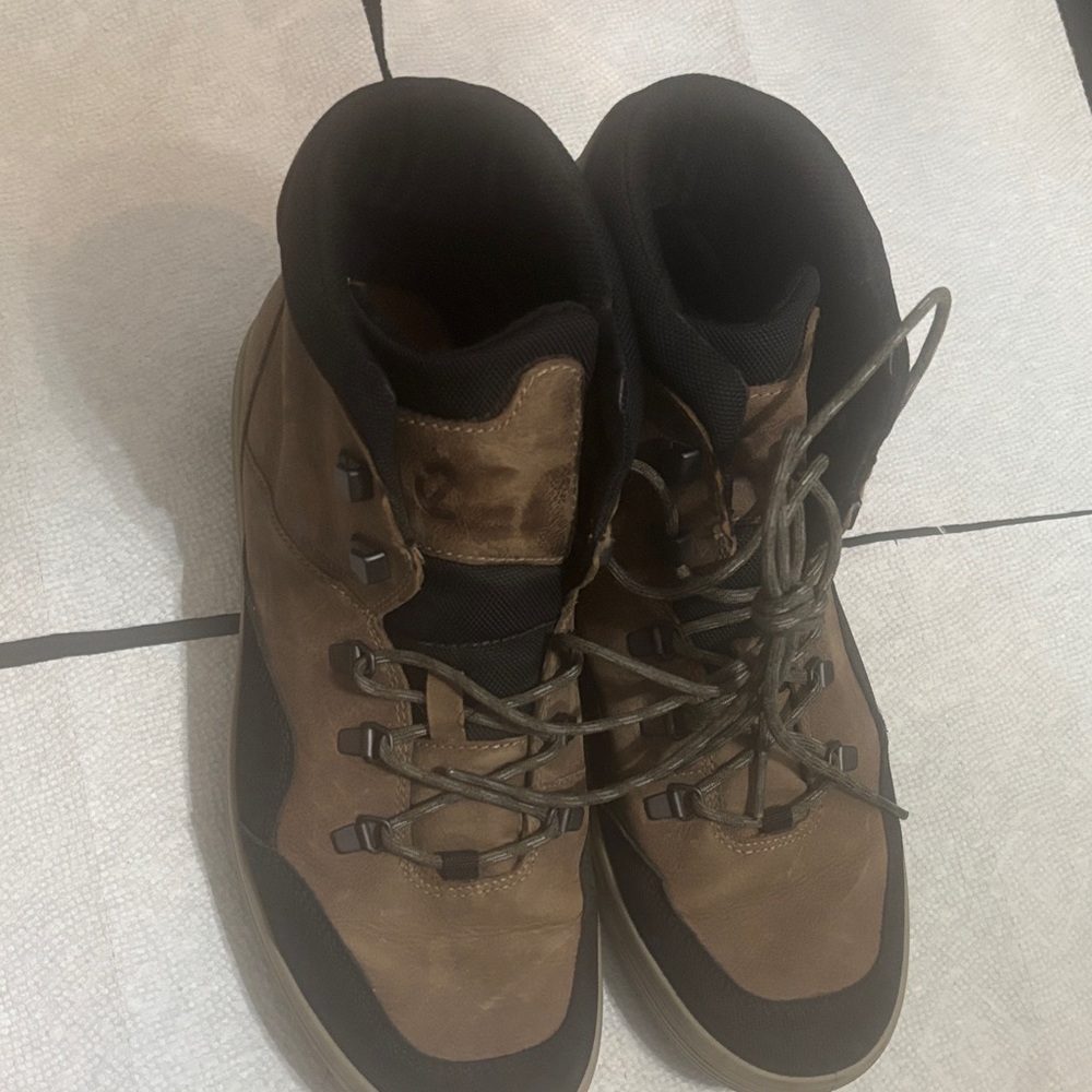 Ecco Brown and Black Men's Leather Hiking Boots